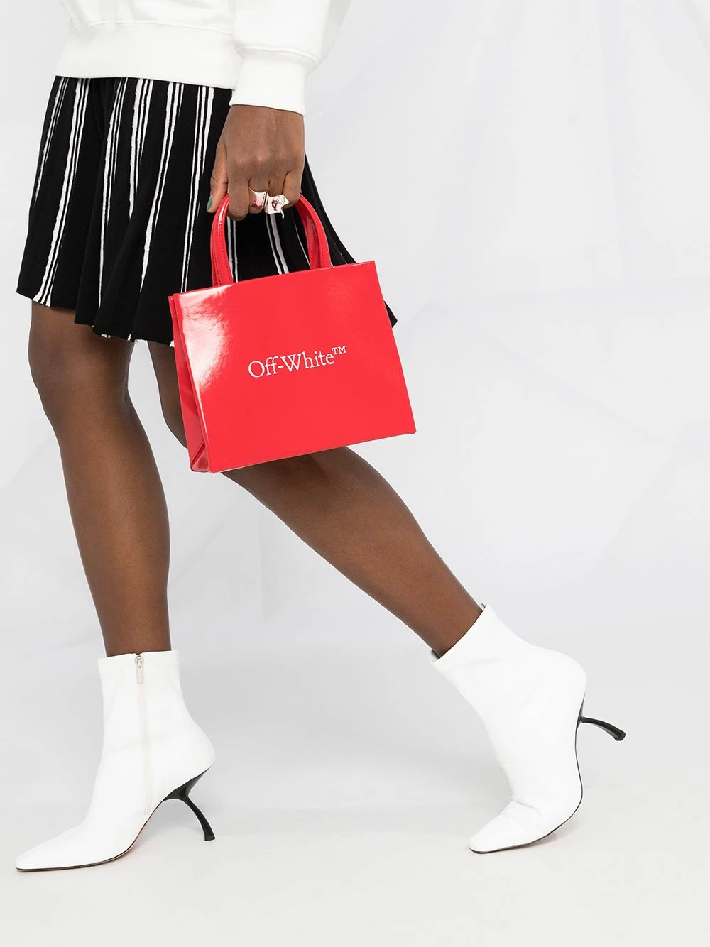 Buy ๐ฅฐ Off-White Sculpture print two-way bag ๐ฅ 5 Off-White Sculpture print two-way bag