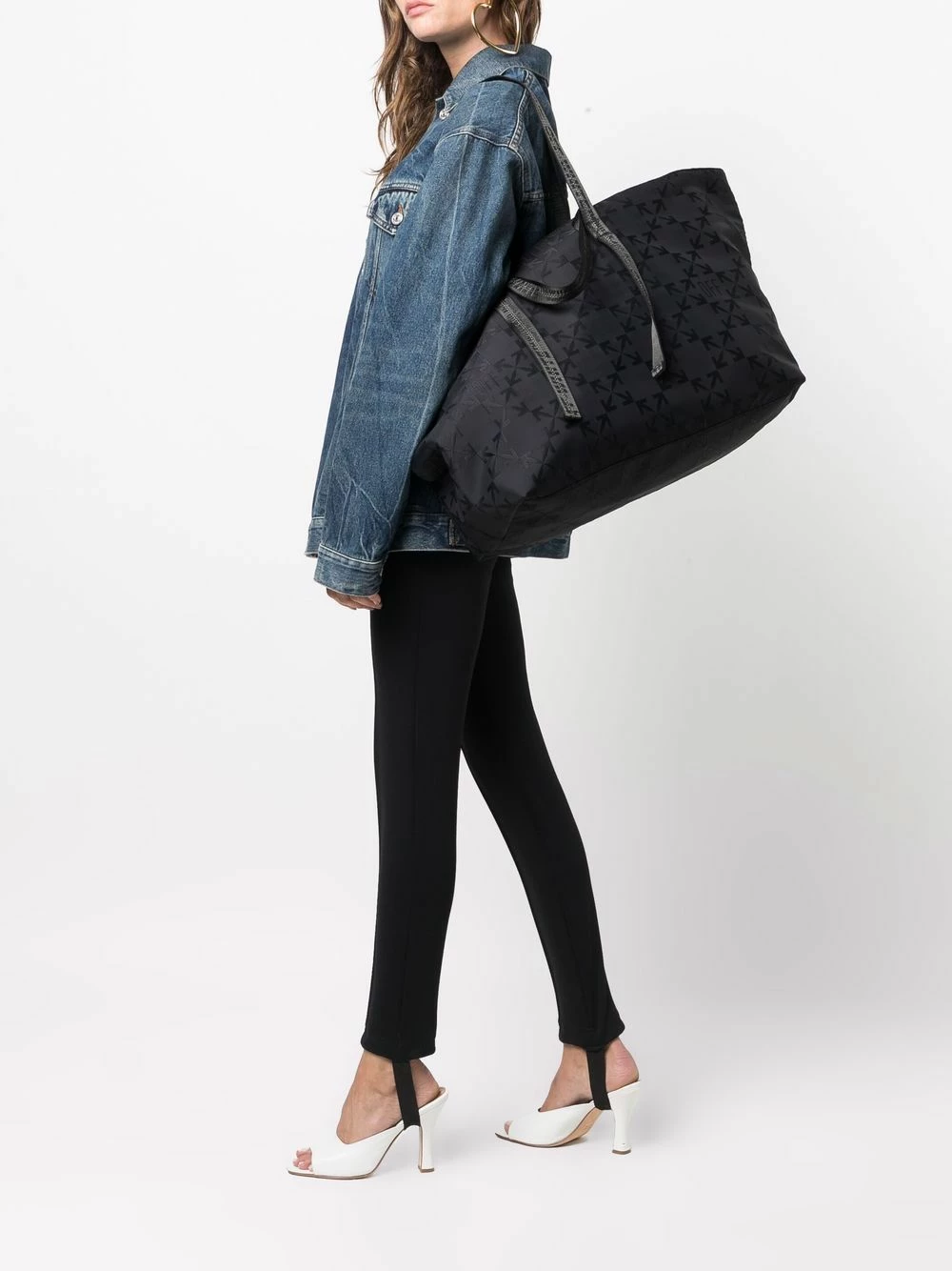 Outlet ๐คฉ Off-White Embroidered monogram tote bag โ๏ธ 4 Off-White embroidered monogram tote bag