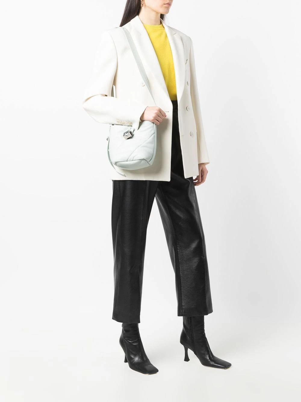 Brand new ๐ฏ Off-White Nailed quilted bucket bag ๐ 4 Off-White Nailed quilted bucket bag