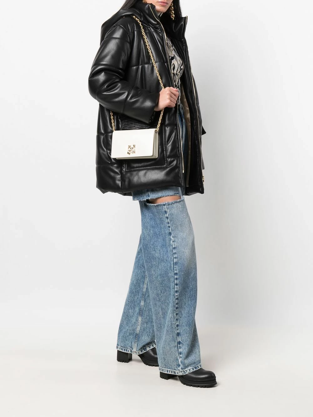 Hot Sale ๐งจ Off-White Arrow motif flap crossbody bag ๐ 4 Off-White arrow motif flap crossbody bag